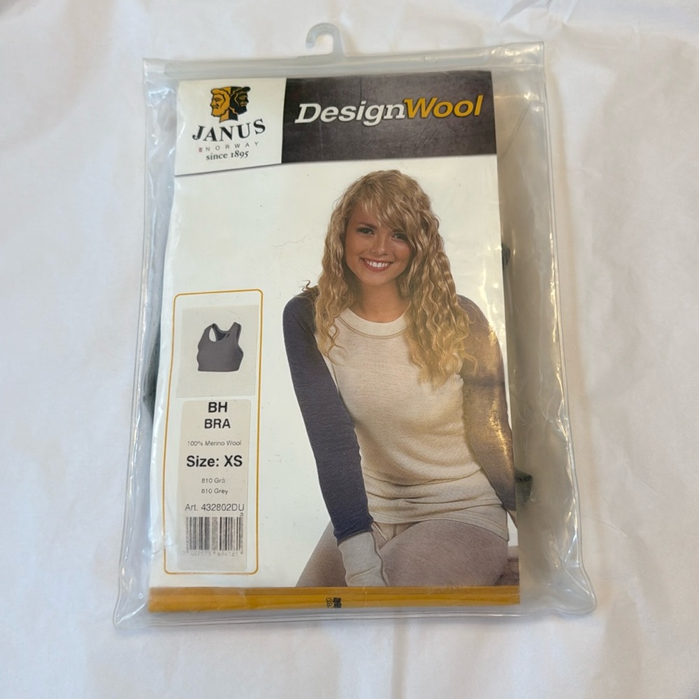 Janus Norway since 1895 bra XS new as shown details on package